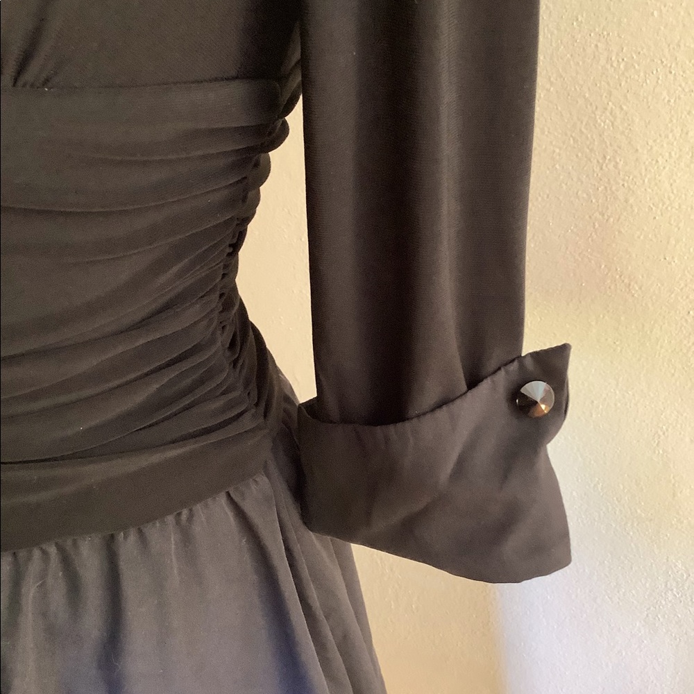Dress. Black. Glamorous, elegant, comfortable!